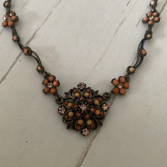 Brown Rhinestone Flower Necklace - Picture 1 of 6